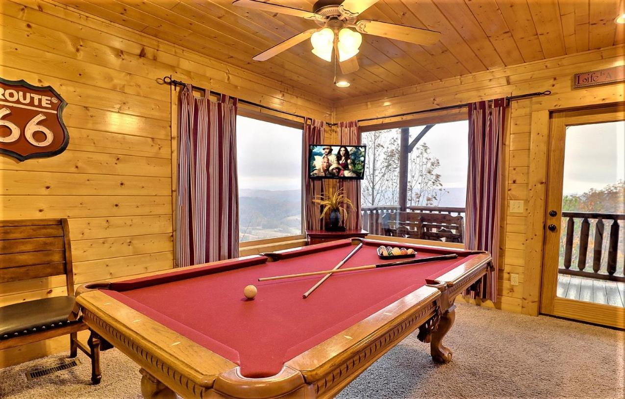 A Natural High Pigeon Forge Luaran gambar
